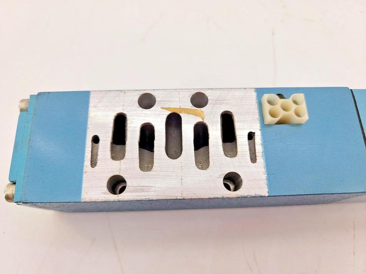 New Mac Valves PRP2B-AABA Regulator 0-150PSI - No Gauge