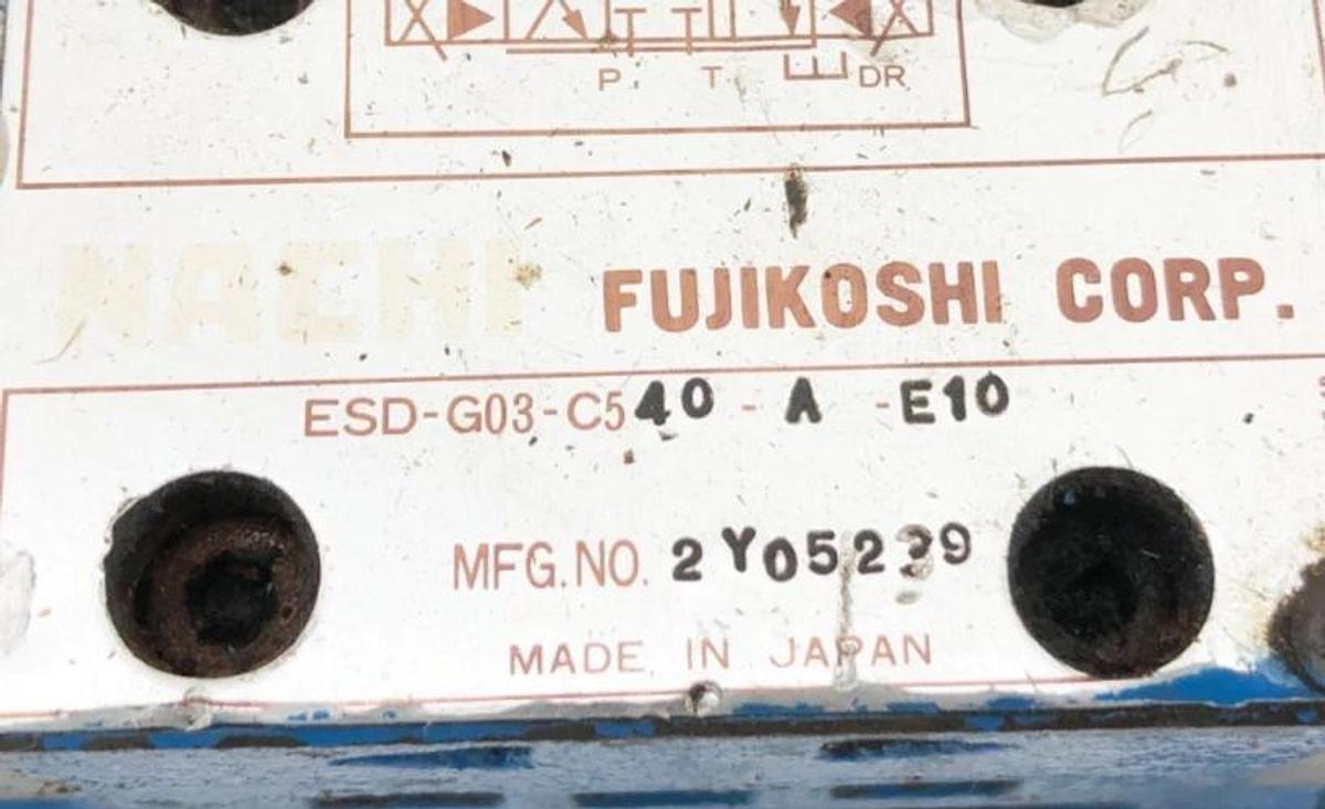 Used Nachi ESD-G03-C540-A-E10 Directional Proportional Valve 24VDC 2Y05239