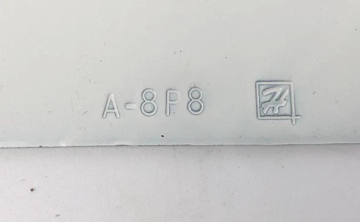 Box of 4 New Hoffman A8P8 White Interior Panels 6-3/4" X 6-7/8" X 1/16" 54820