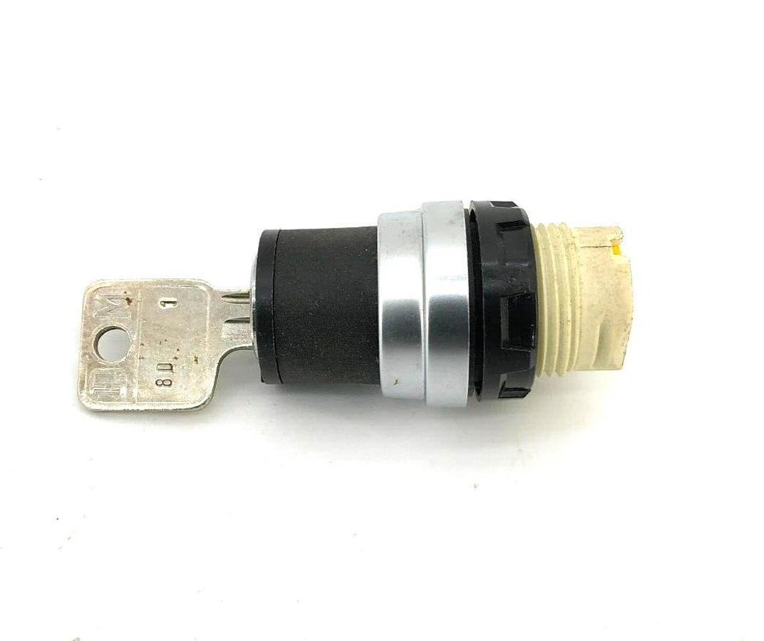New Square D 9001-D4L10 Key Operated Maintained Selector Switch 2 Position
