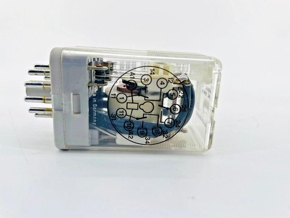 New Allen Bradley 700-HA33A1-4 Control Relay 120VAC 10A 3PDT