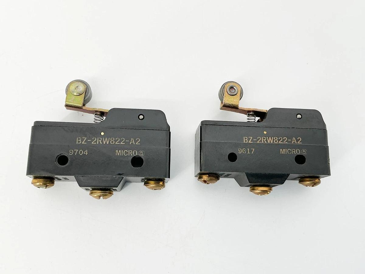 New Lot of 2 Microswitch BZ-2RW822-A2 Roller Limit Switch 15A 600V - No Box