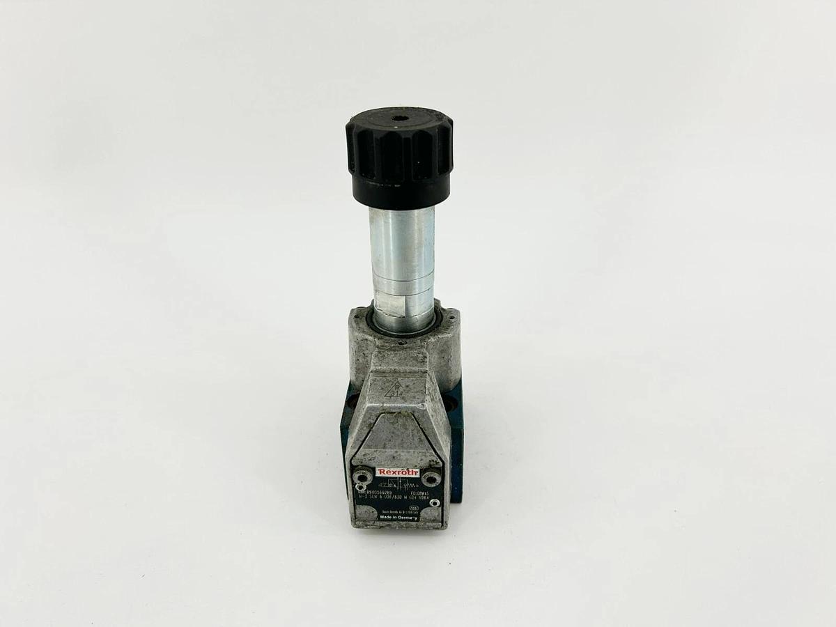 Used Rexroth R900566289 Directional Poppet Valve, 24VDC, M-3SEW6U36/630MG24N9K4