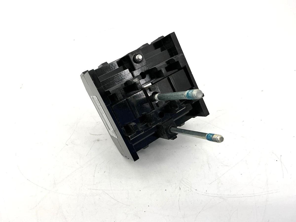 New Allen Bradley 700-PC00 Ser E Relay Third Deck Type P 0-Pole 0NO 700PC00