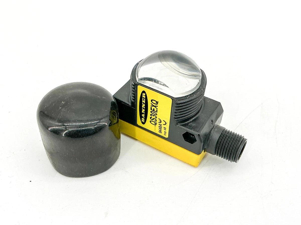 New Banner QS30EXQ World-Beam Photoelectric Sensor 10-30VDC 71561  -No Box
