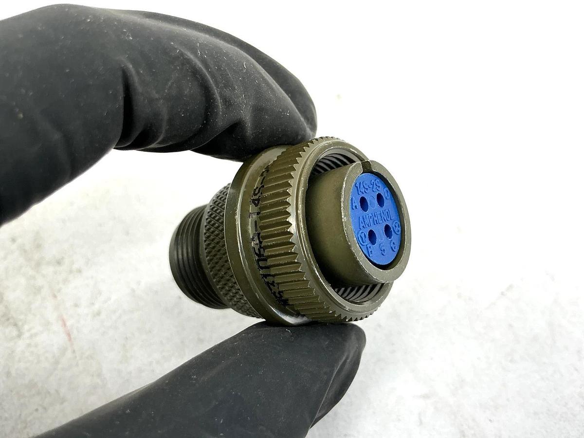 New Amphenol 97-3106A-14S-2S Circular Connector Plug 4-Pin U10-820066-02S