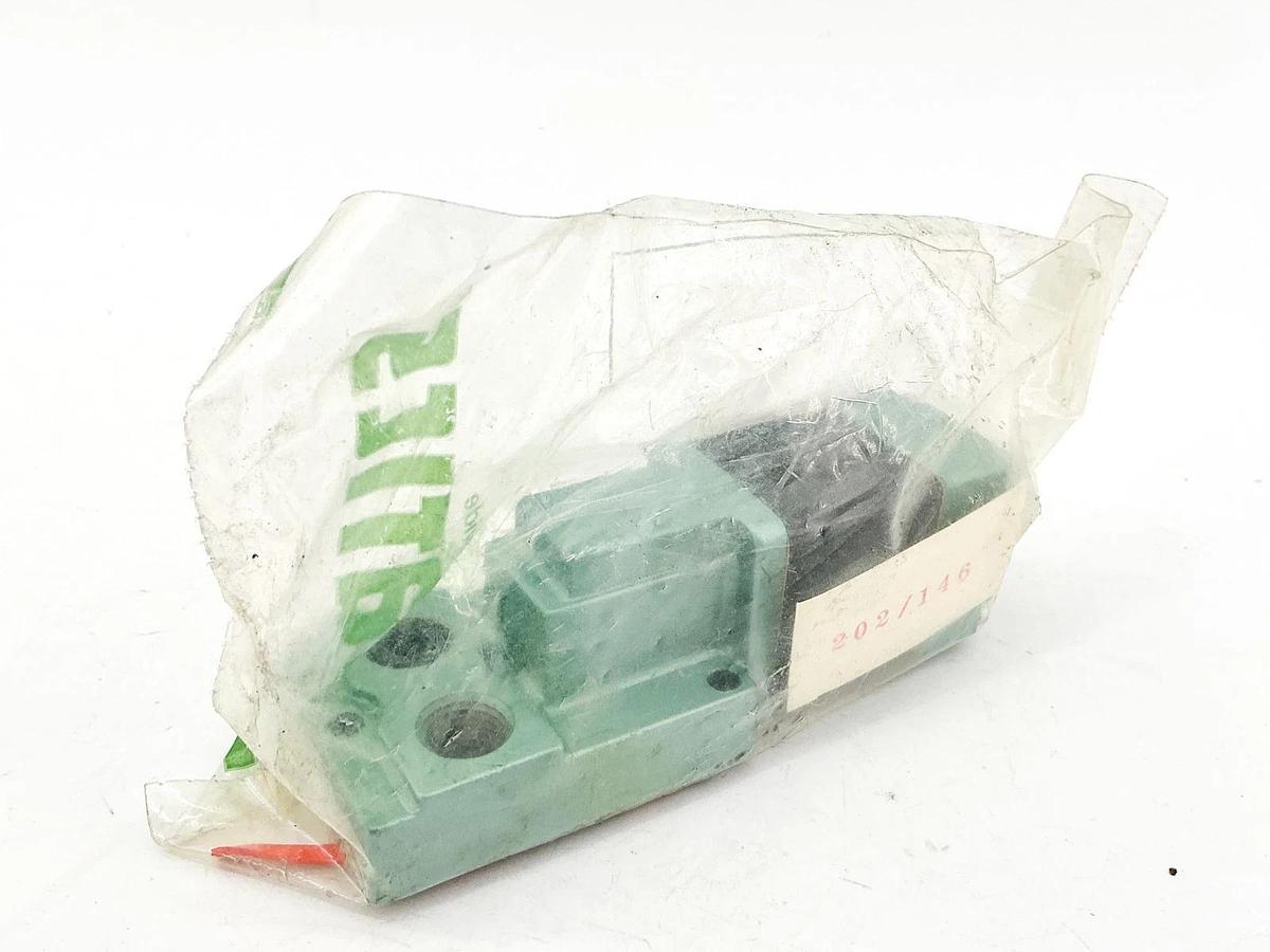 New Numatics 227-877B Solenoid Valve 110/120V .090A 202-146