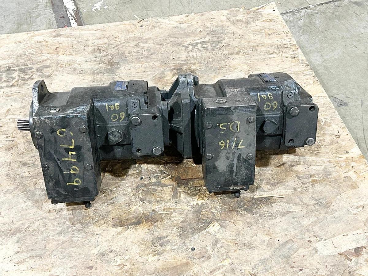 Used OilGear PVWH-60-LDFS-CNNNTH Hydraulic Oil Pump PVWH-60-LDFS-CNNMTH