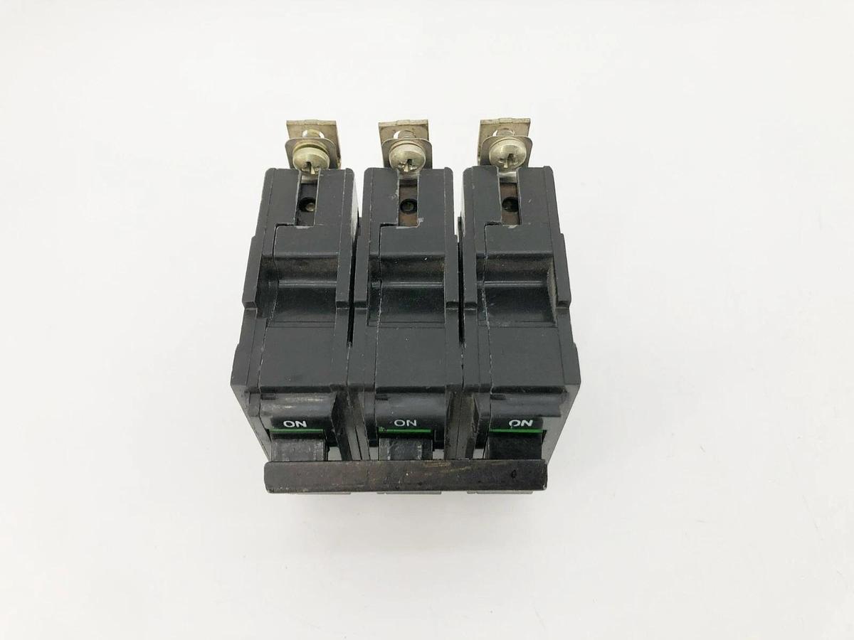 New GE General Electric HACR330 Circuit Breaker 3 Pole 30A