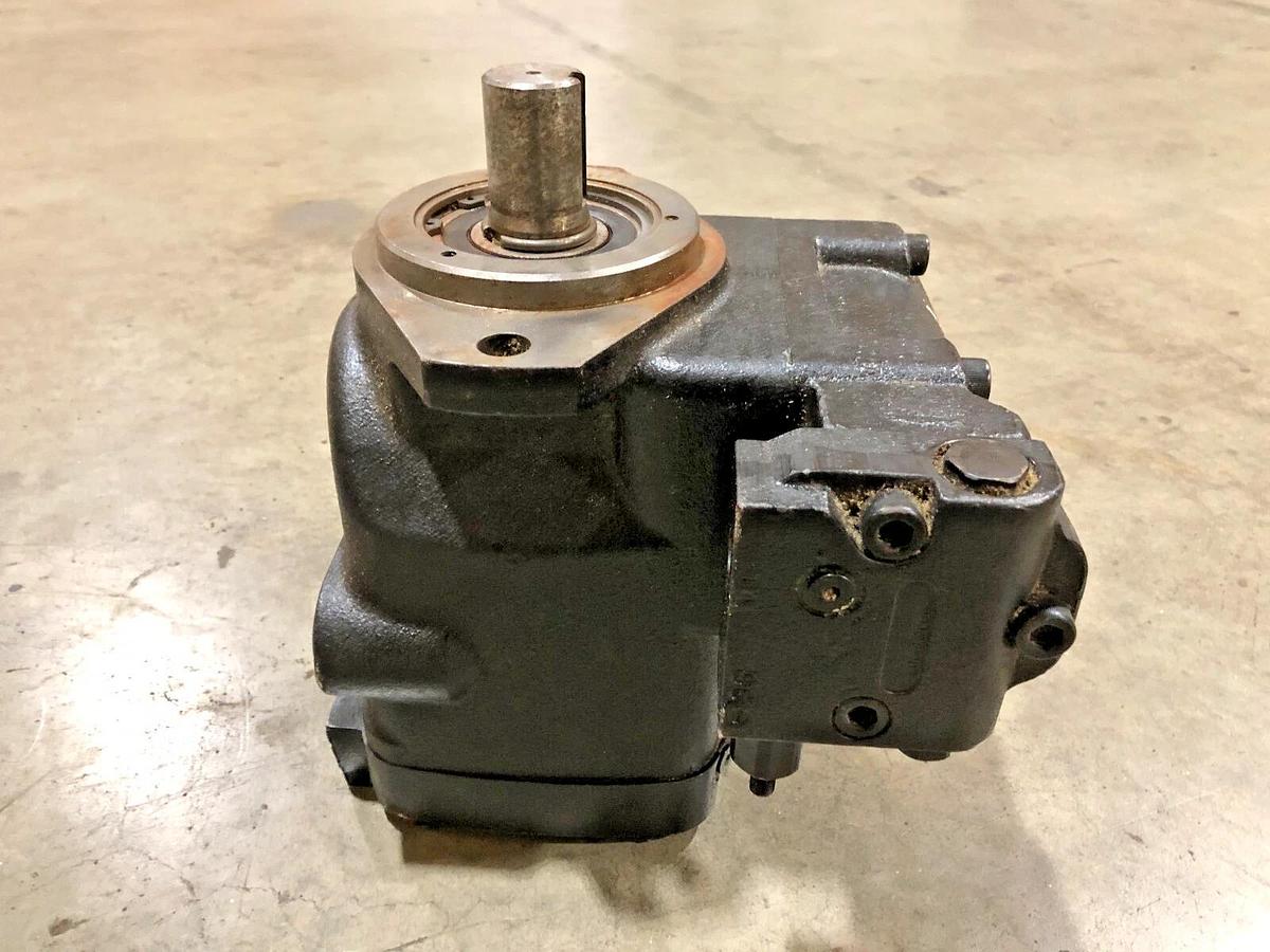Used Oilgear PVG-130-F1UV-LSFZ-P-1NNSN Axial Piston Variable Pump 1-1/2" Shaft
