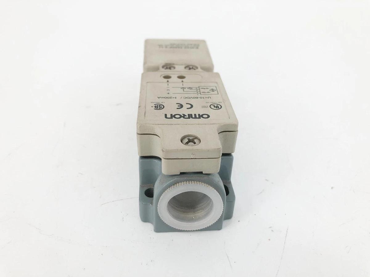New Omron E2Q2-N20F3-U Proximity Sensor 10-60VDC - No Box