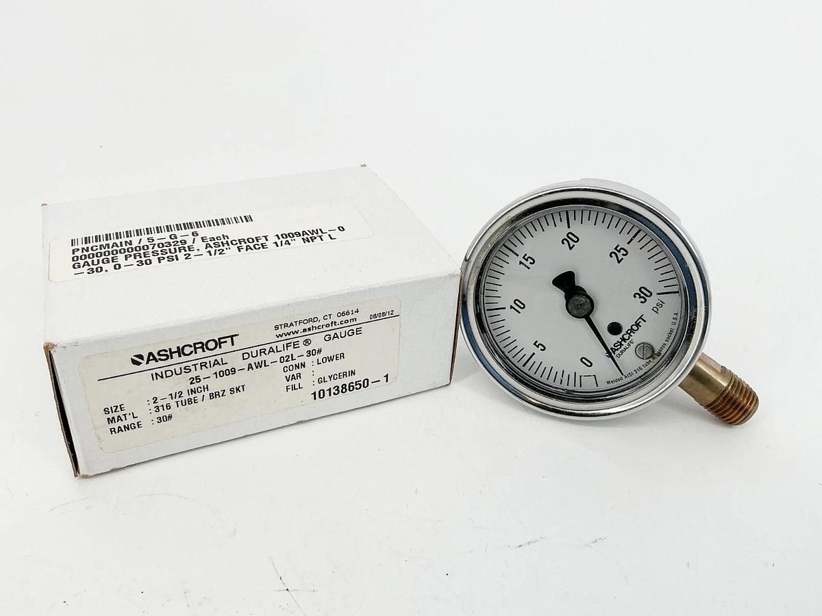 New Ashcroft 25-1009-AWL-02L-30# Pressure Gauge 2-1/2" 30PSI 1/4NPT 316 Tube