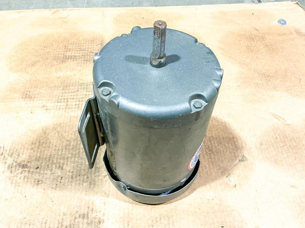 New Baldor M3454 Electric Motor .25HP 3PH 460V 1725RPM - No Box