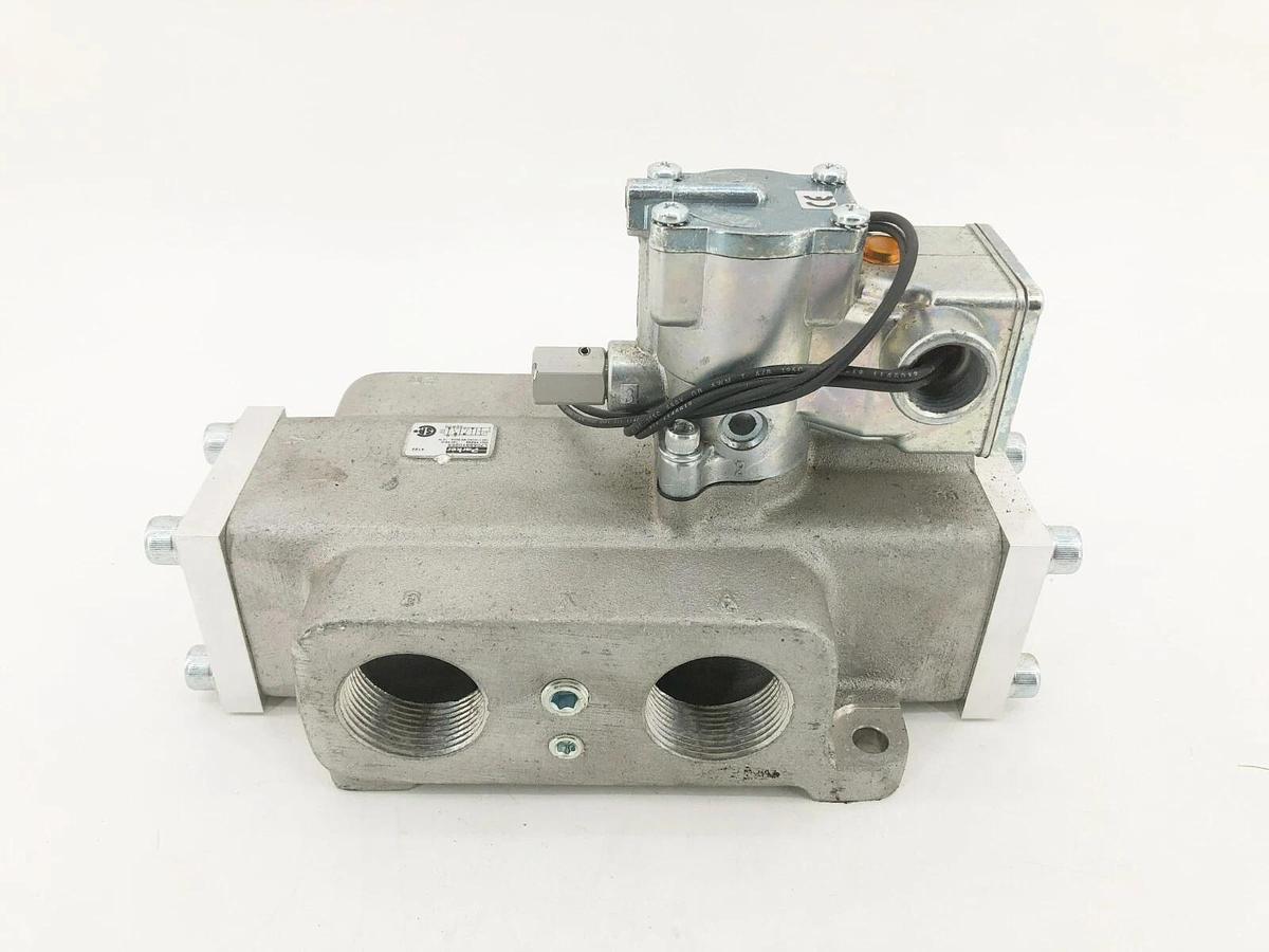 New Parker L7059910253 Solenoid Air Control Valve 1-1/4" 120V 140psig K065903553