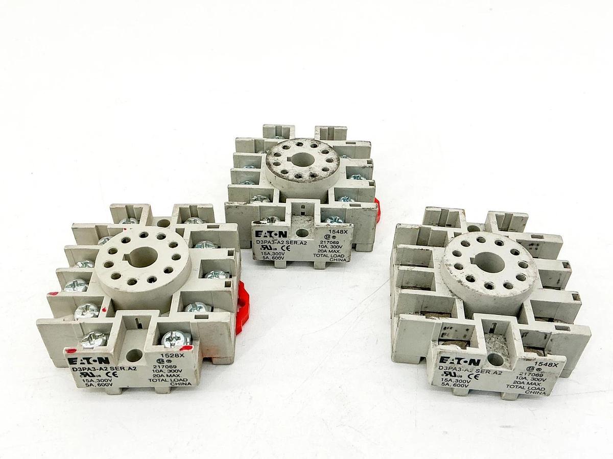 Used Lot of 3 Eaton D3PA3-A2 Relay Socket 600V 15A Ser.A2