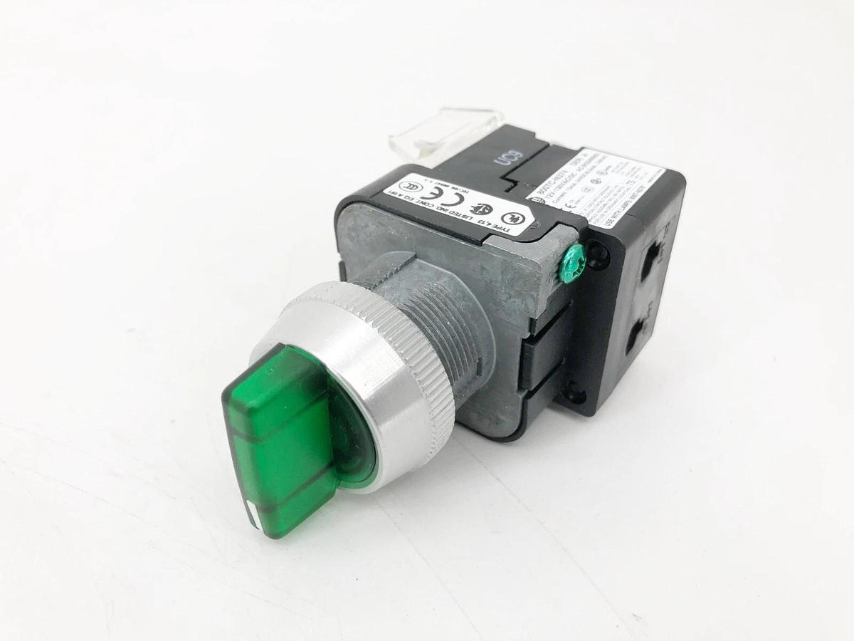 New Allen-Bradley 800T-2JGH91KB7AX Green Illuminated Pushbutton 12-130VAC/DC
