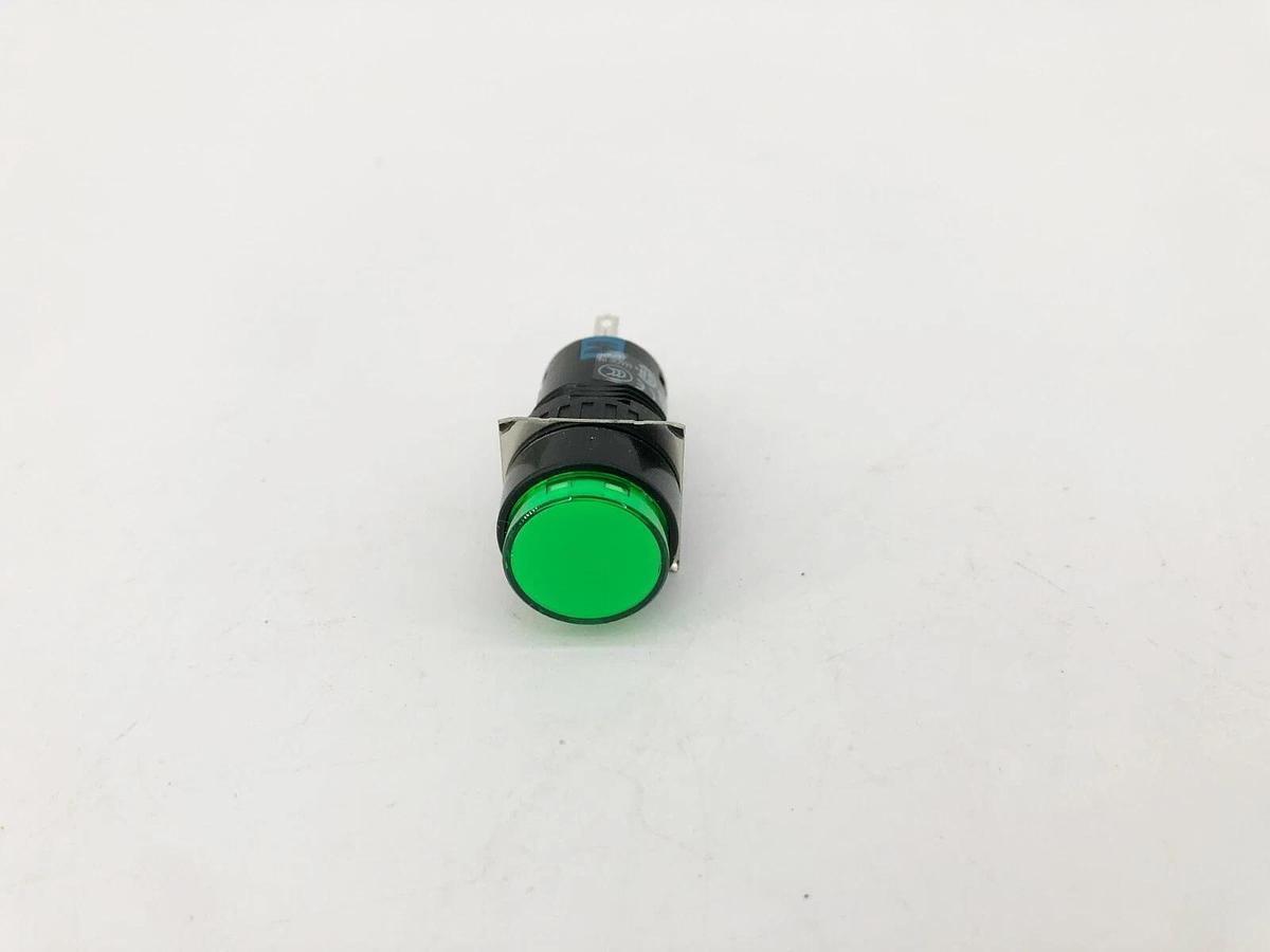 Lot of 4 New IDEC AL6M-M100 Green Illuminated Pushbuttons SPDT 16mm Round