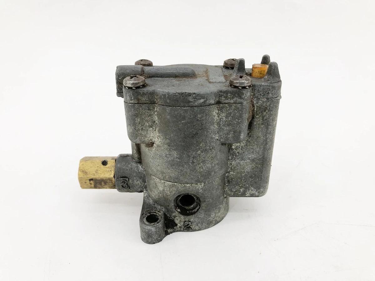 Used Schrader Bellows K175-8035 Pilot Valve 120/110VAC 50/60Hz