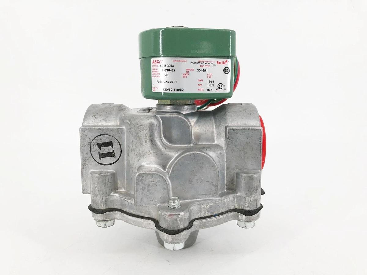 New Asco 8215C063 Solenoid Valve 110/120V 15.4W 25psi - No Box