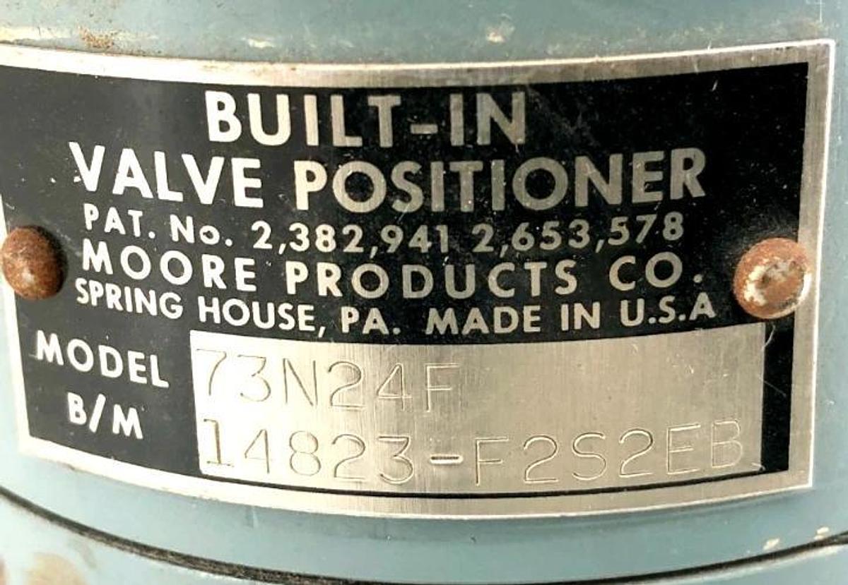 New Moore 73N24F Built-In Valve Positioner B/M 14823-F2S2EB - No Box