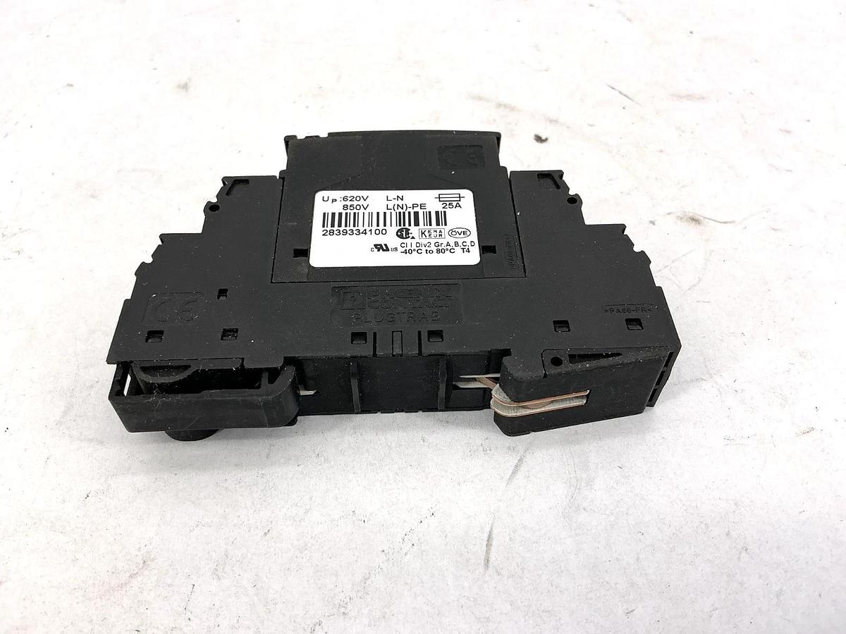 New Phoenix Contact PT-2-PE/S-120AC/FM Plugtrap Uc-150VAC In-26A 2856812