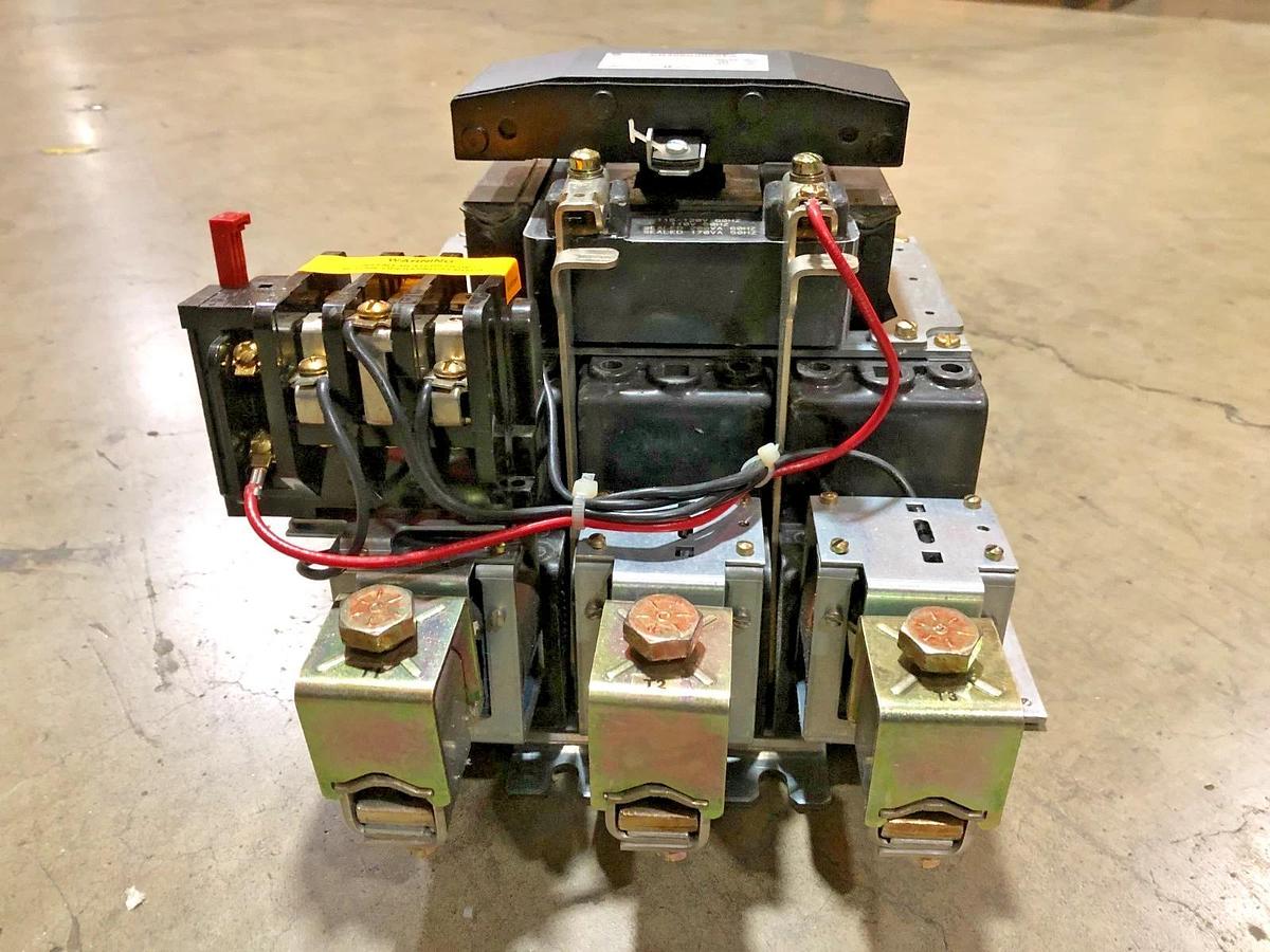 New General Electric CR306G002AEA Non-Rev Starter 270A 600VAC Size 5 120V Coil