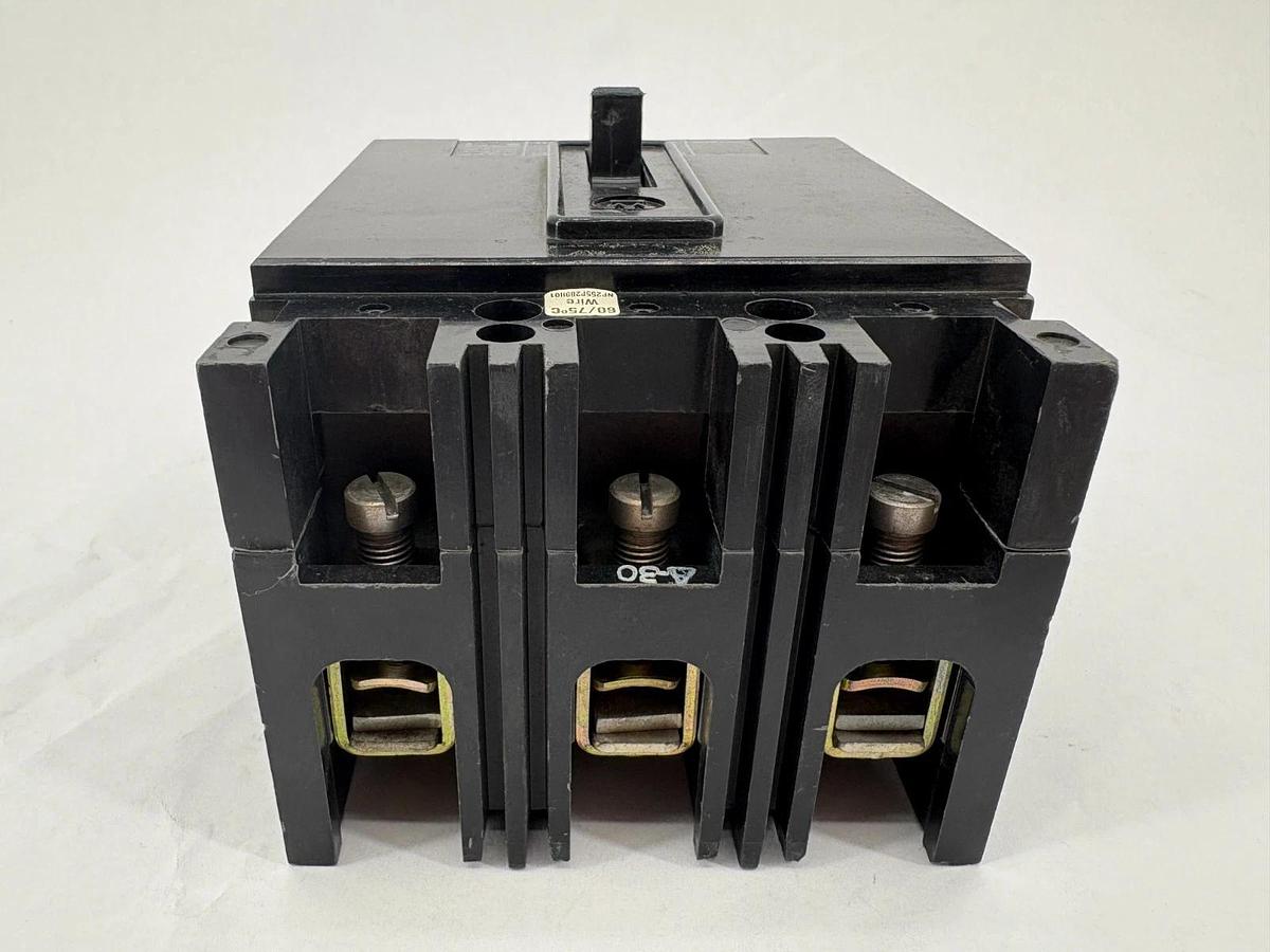 Used Westinghouse FB3030L 30A Circuit Breaker 600VAC 3-Pole