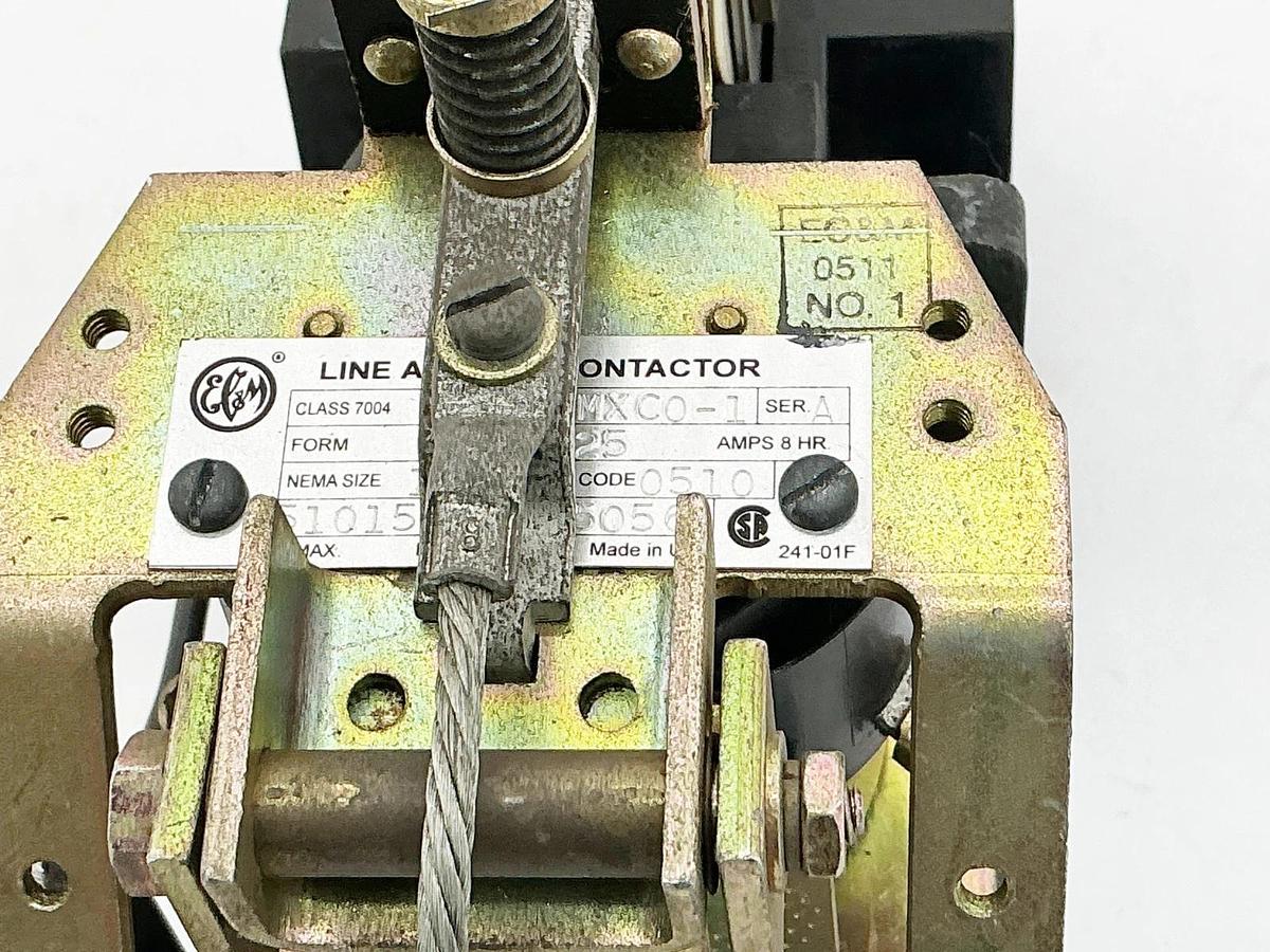 Used EC&M 7004-MXCO-1 Contactor NEMA Size 1 110/120V 25A