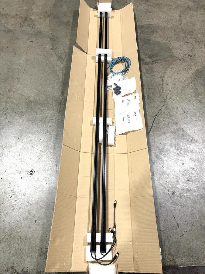 New Sick MLG50A-2500B10801 MLG-2 Automation Light Grid Sender/Receiver 1222671