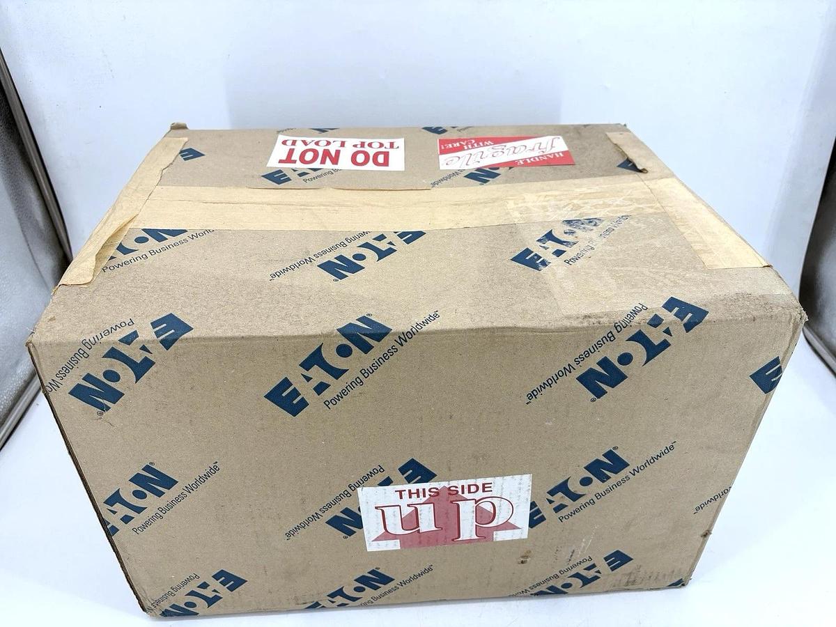 Used New Sealed Eaton S811+T18N3S Reduced Voltage Soft Starter 3PH 180A 200-600VAC
