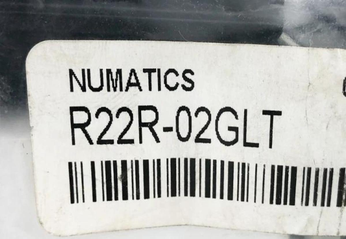 New Numatics R22R-02GLT Pressure Regulator 0-125psig 1/4" NPTF 3.8oz Bowl