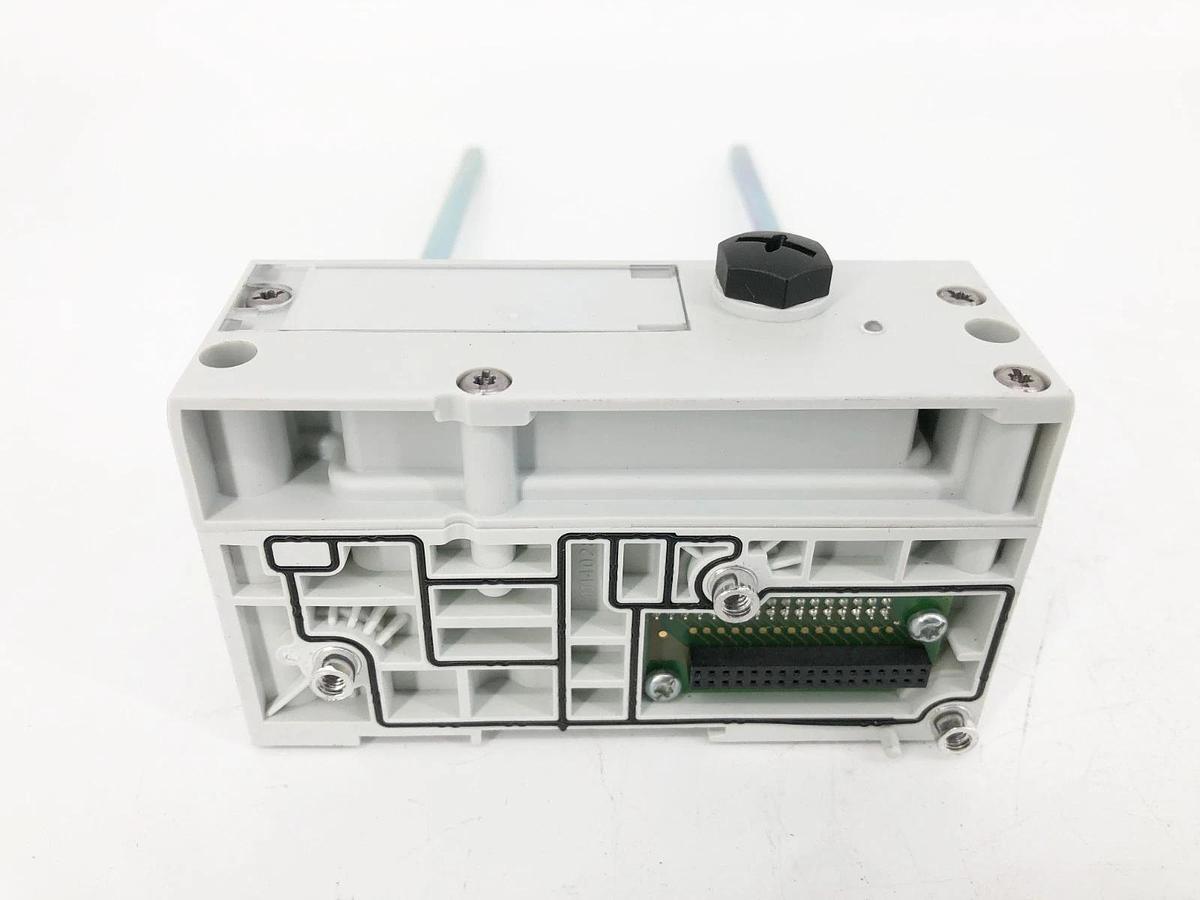 New Festo VMPAL-EPL-CPX End Plate 570783 - No Box