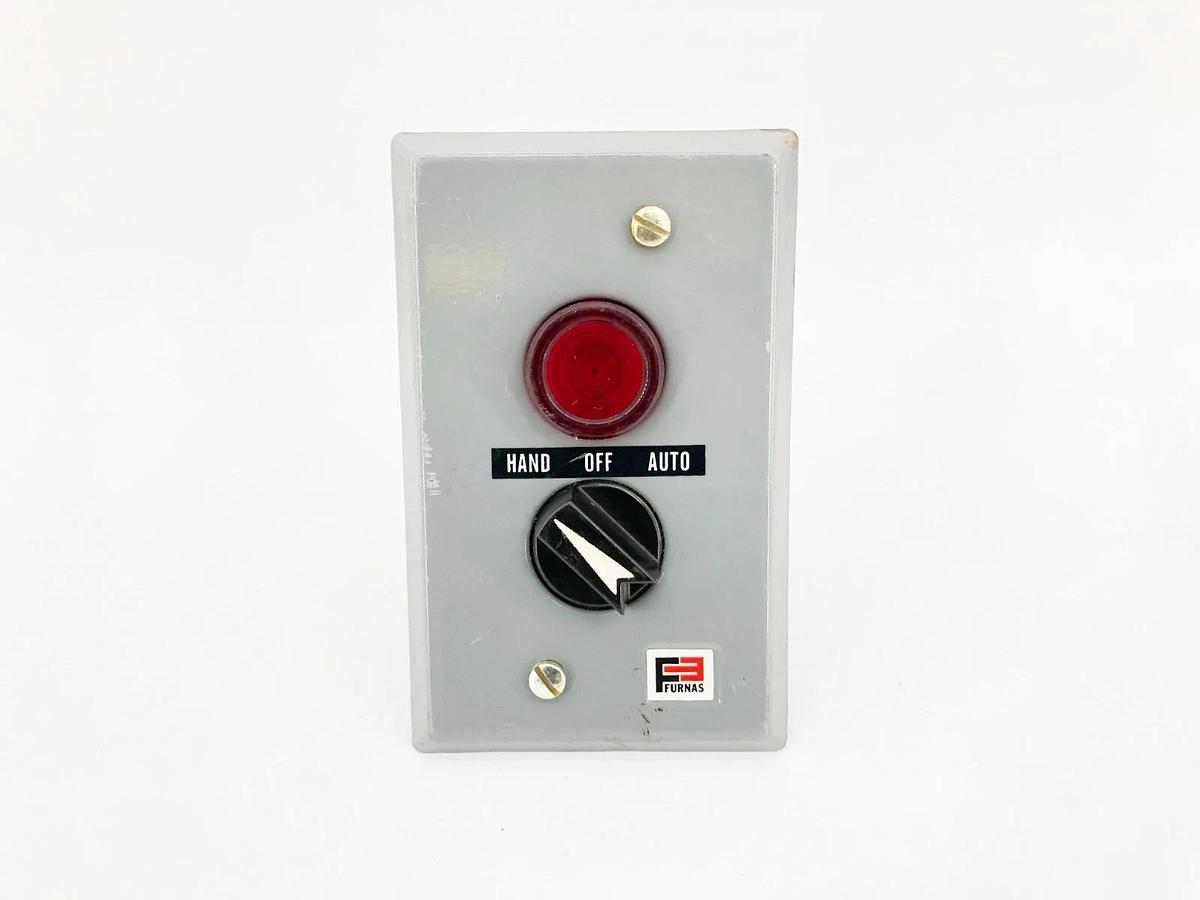 New Furnas 50HA2YC3 Indicator Light/ Selector Switch 600VAC HAND-OFF-AUTO