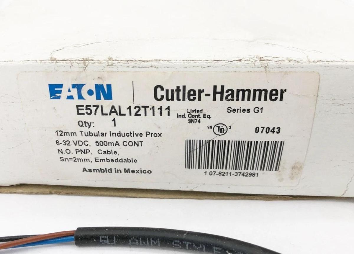 Lot of 3 New Cutler-Hammer E57LAL12T111 Inductive Proximity Sensor 6-32VDC 12mm