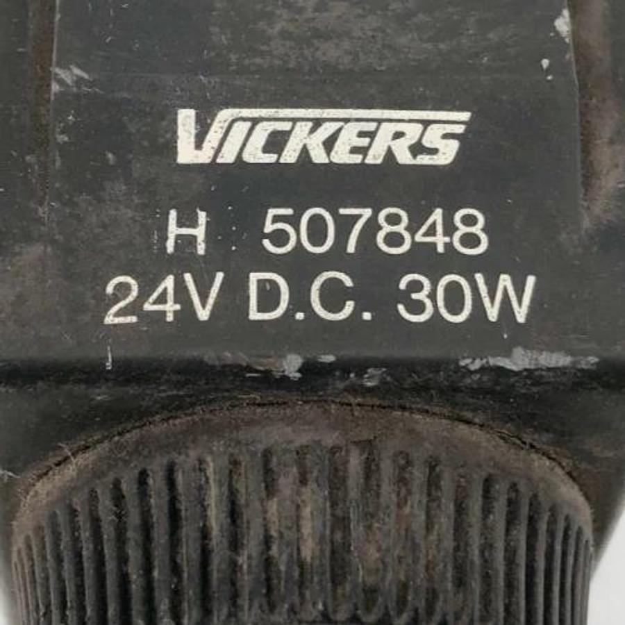 Used Vickers DG4V-3-0B-M-U-H7-60 Directional Control Valve 24VDC 859160