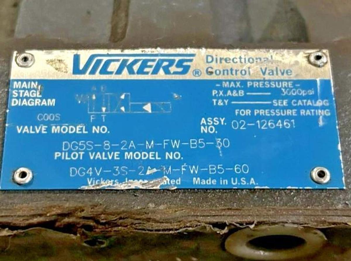 Used Vickers DG5S-8-2A-M-FW-B5-30 Solenoid Valve w/ DG4V-3S-2A-M-FW-B5-60 02-126461