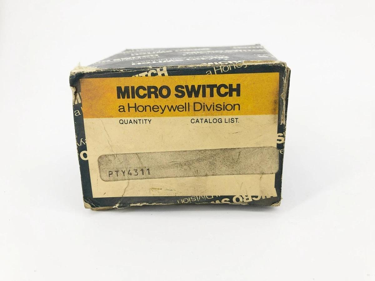 New Micro Switch PTY4311 Illuminated Pushbutton 120V 2 Position