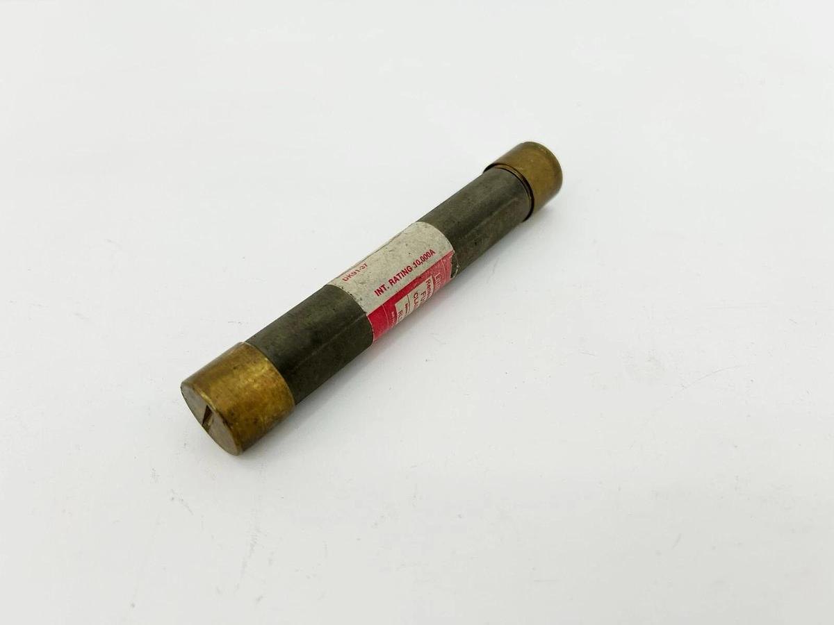 Lot of 2 New Littelfuse RLS-10 Renewable Fuses, 10 A, 600VAC