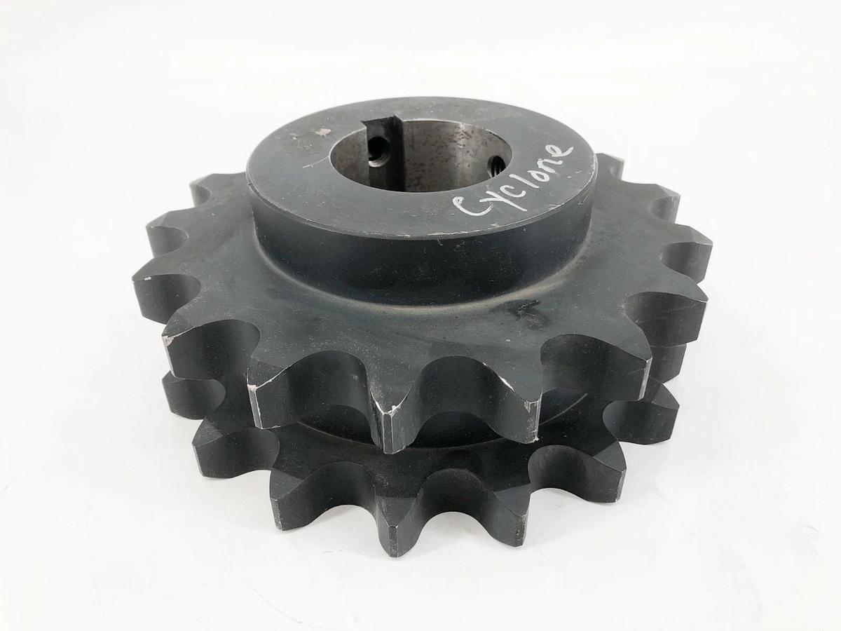 New D120B17 Double-Strand Sprocket 17 Teeth #120 2-3/4" Bore - No Box