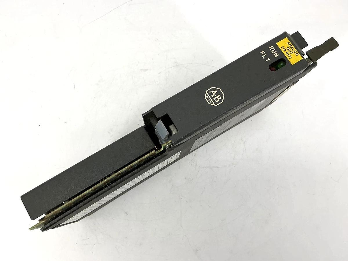 Used Allen Bradley 1771-OFE2 Ser B Analog Output Module 12-Bit 1771OFE2
