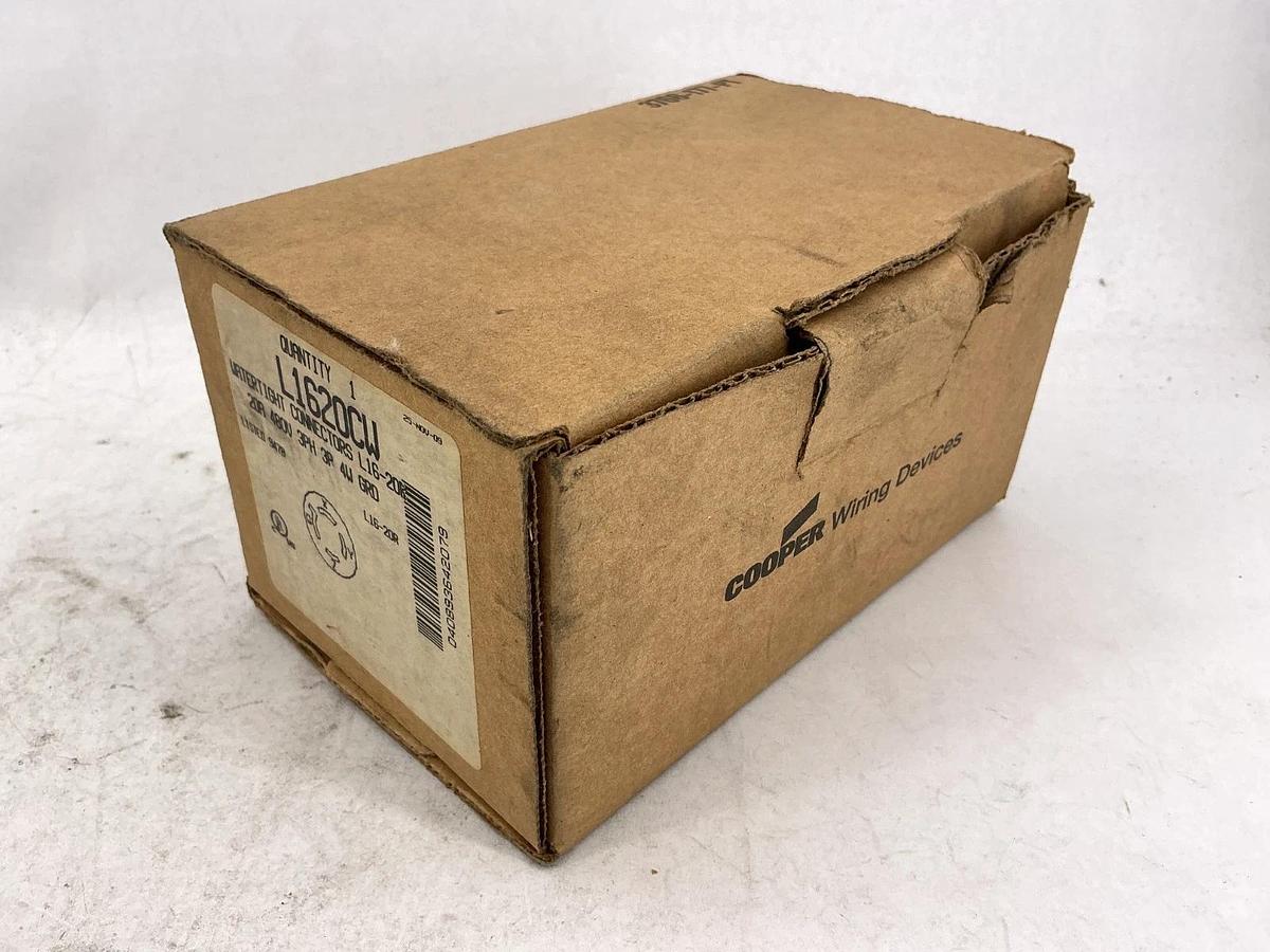New Cooper L1620CW Watertight Connectors 20A 480V 3Ph 3P 4W GRD L16-20R