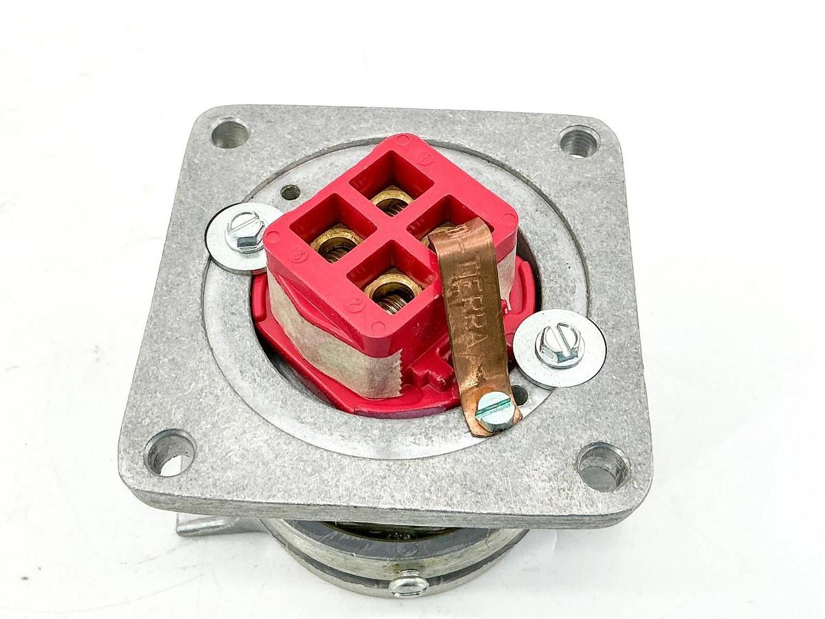 New Eaton Crouse-Hinds AR342 M4 Receptacle Body 4P 250/600V 30A