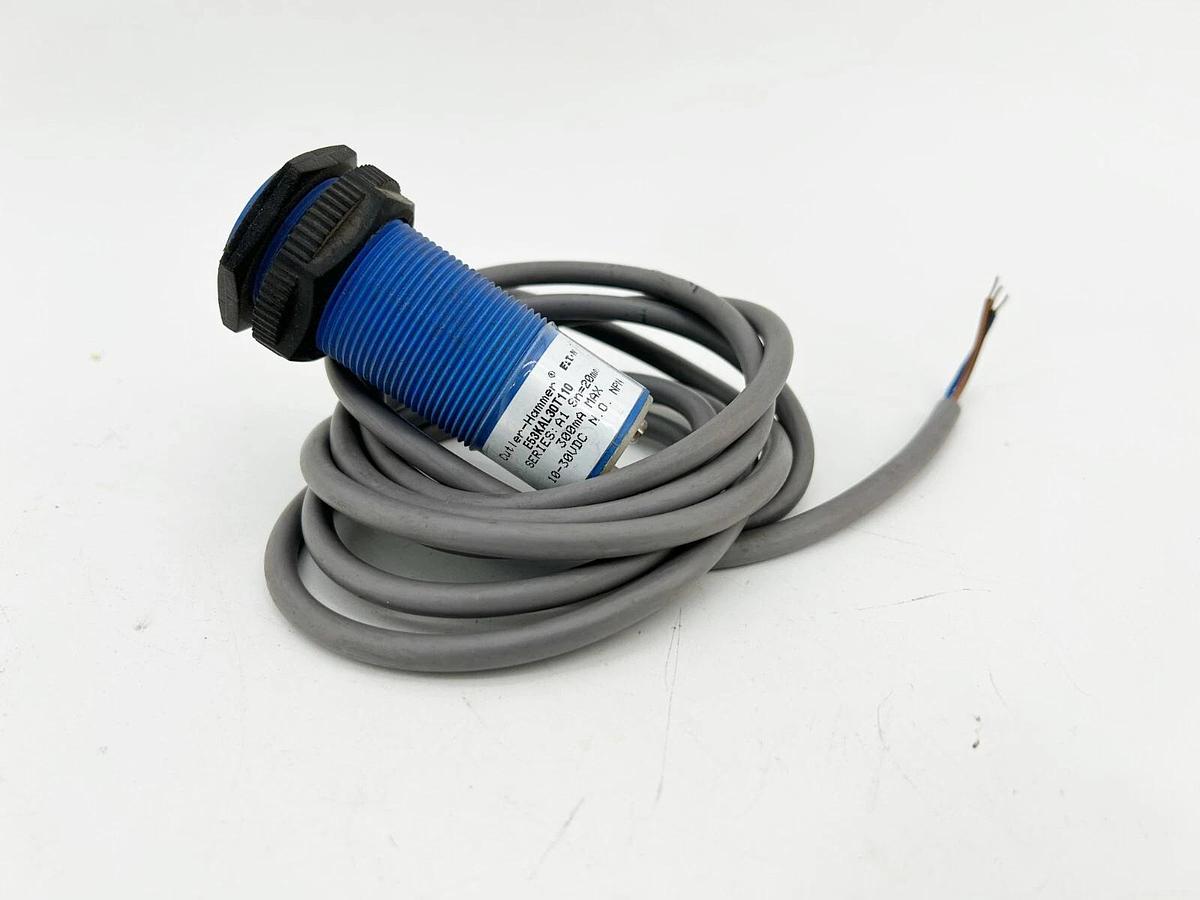 Used Cutler Hammer E53KAL30T110 Tubular Proximity Sensor 10-30VDC 300MA