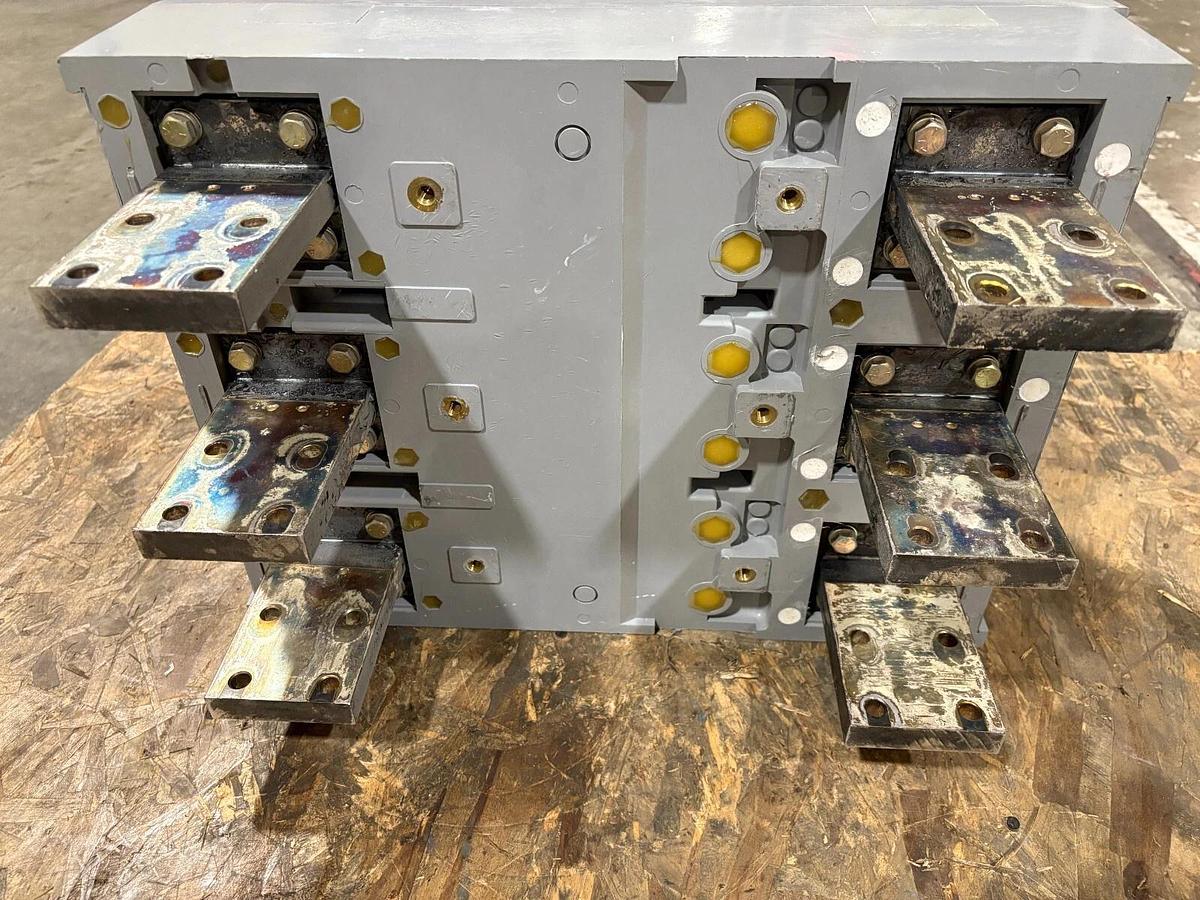 Used GE General Electric TPMMF76B Power Break Circuit Breaker w/ 800A Trip Unit