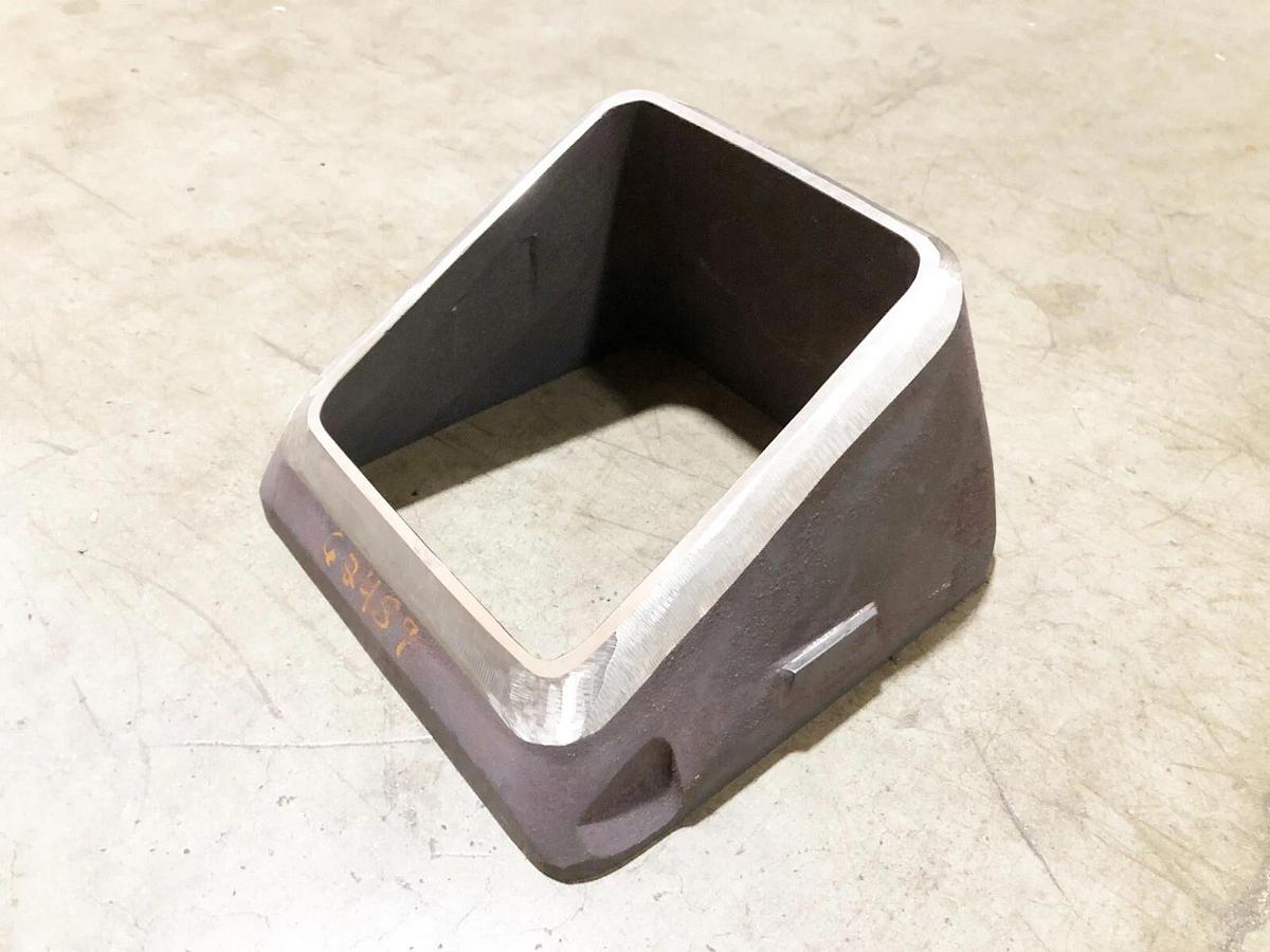 New Plattco H1027 Double Flap Airlock Valve 10" Cast Iron