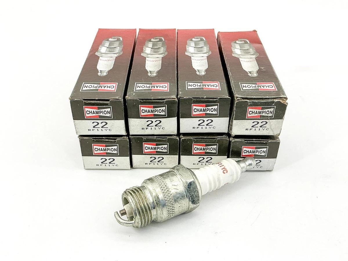 New Lot of 8 Champion RF11YC Copper Plus Spark Plug 22
