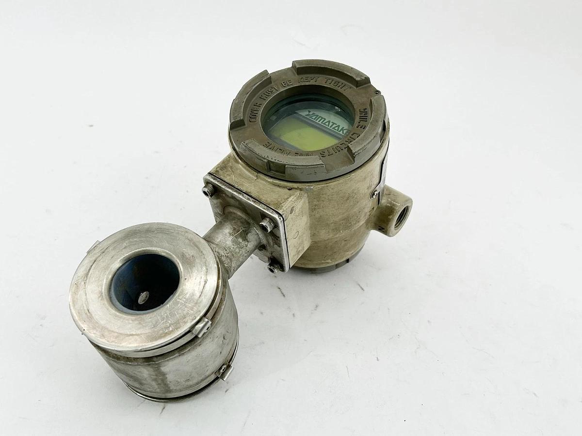 Used Azbil Yanatake MTG18A-040P21LSDAAAA2-XX-X Electromagnetic Flow Meter 2000PSI