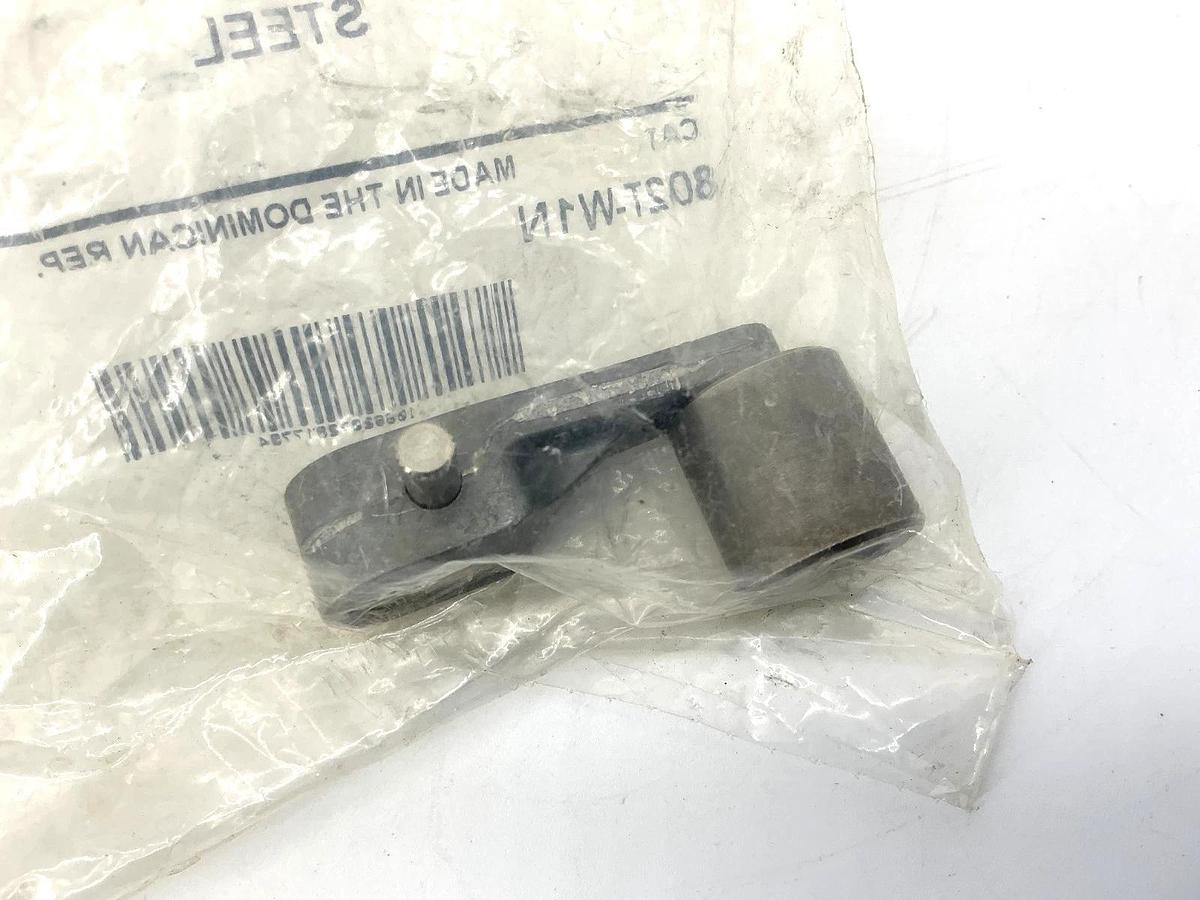 New Allen Bradley 802T-W1N Ser B Roller Lever Non-Adjustable Steel 1.5" Radius