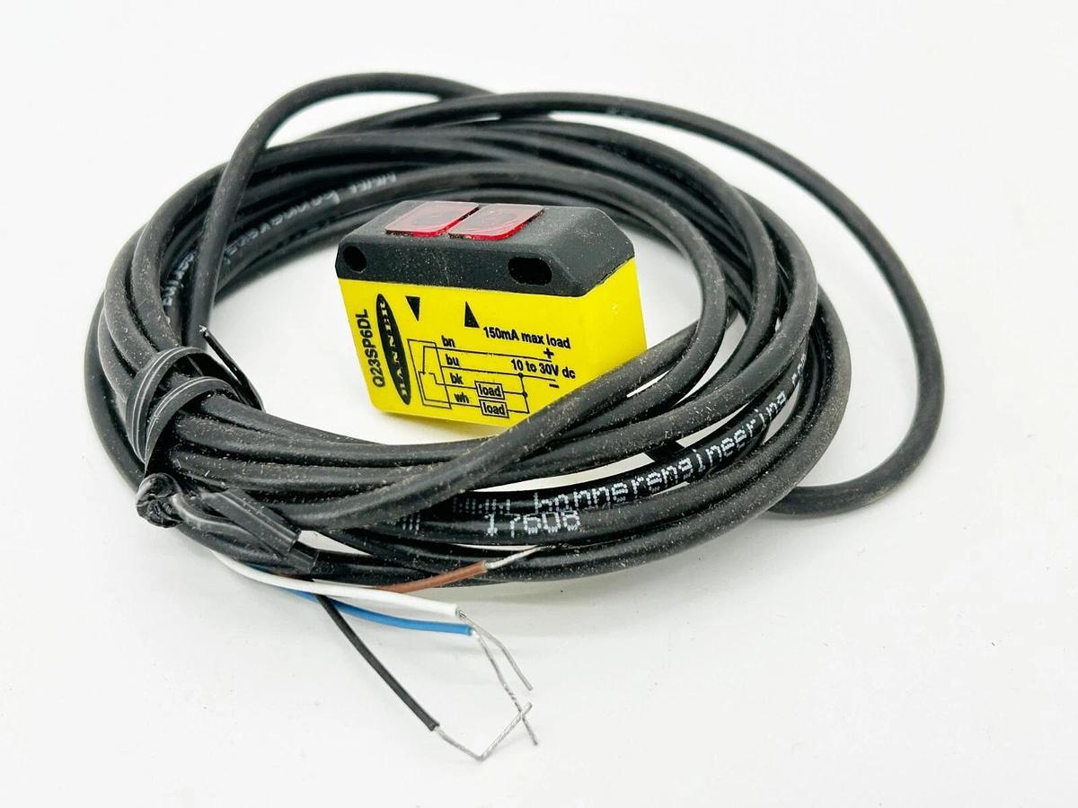 New Banner Engineering Q23SP6DL Photoelectric Sensor 300MM Range 30V 46432