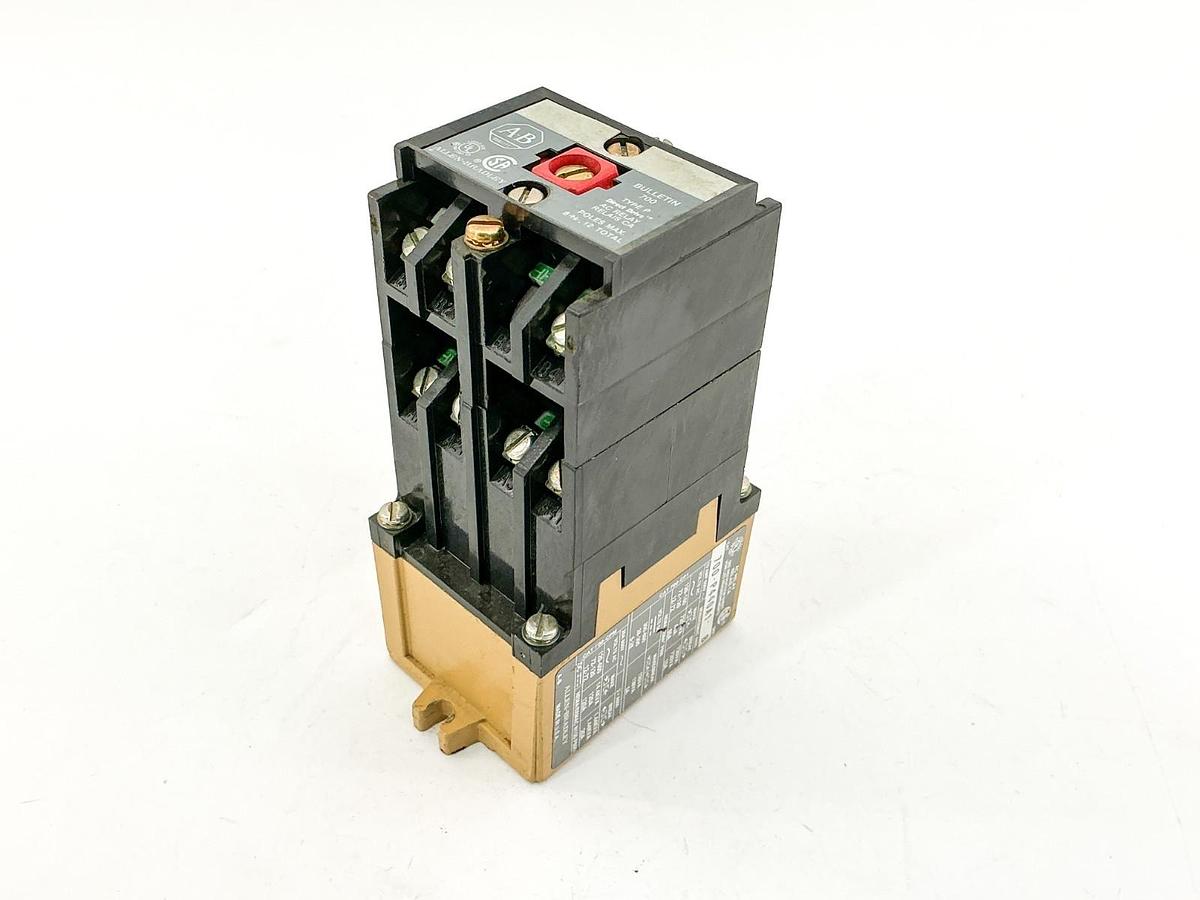 Used Allen Bradley 700-P440A1 AC Relay 600V 10A 720VA Ser.B